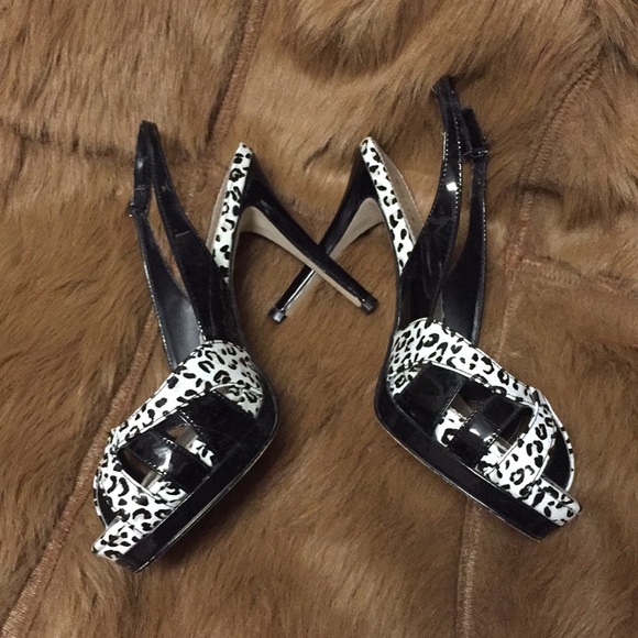 White House Black Market Cheetah Print Heels - Picture 2 of 5